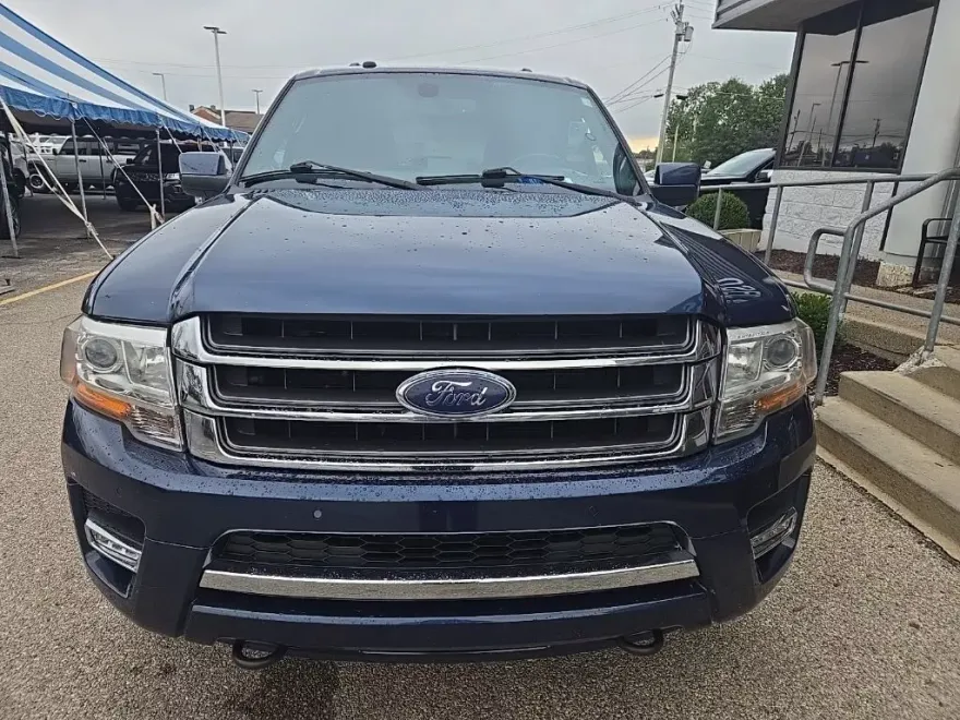 2017 Ford Expedition EL Limited photo 1