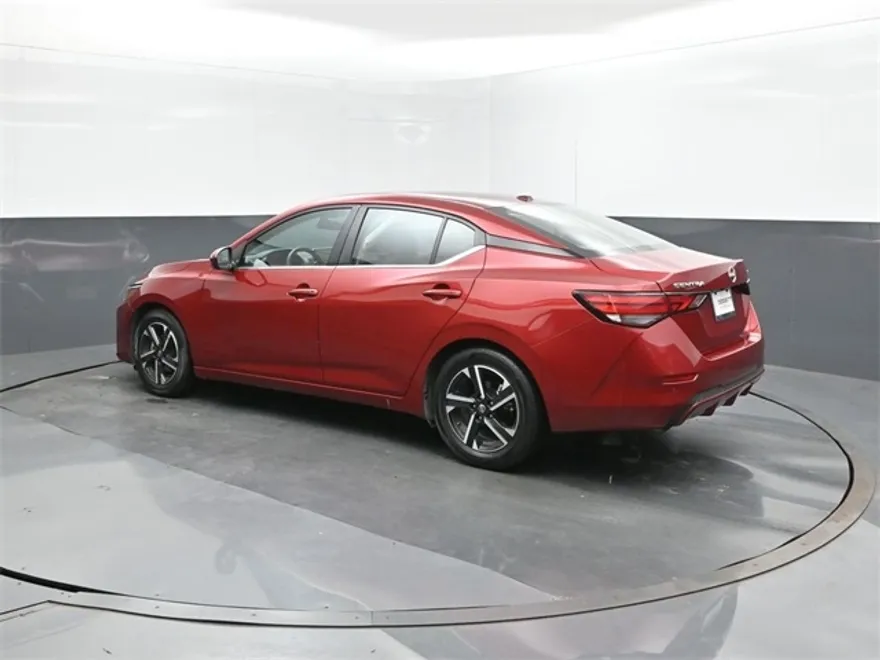 2024 Nissan Sentra SV photo 1