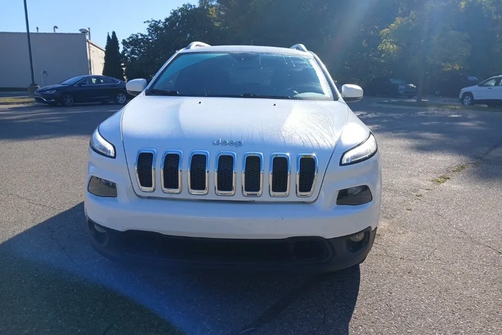 2017 Jeep Cherokee Latitude photo 1
