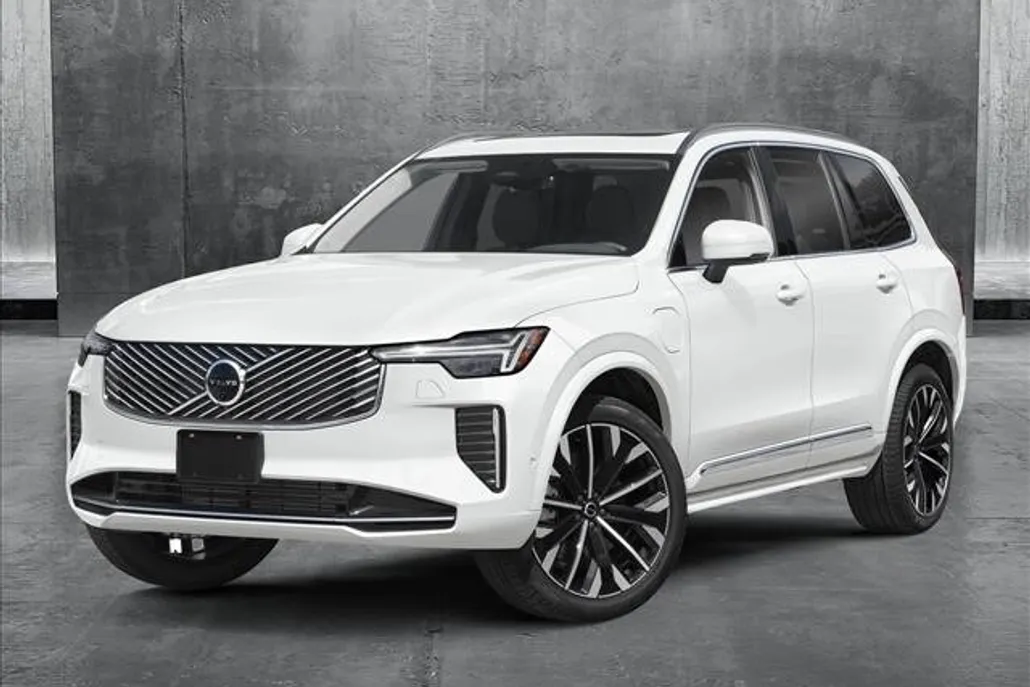 2026 Volvo XC90 Plus photo 1