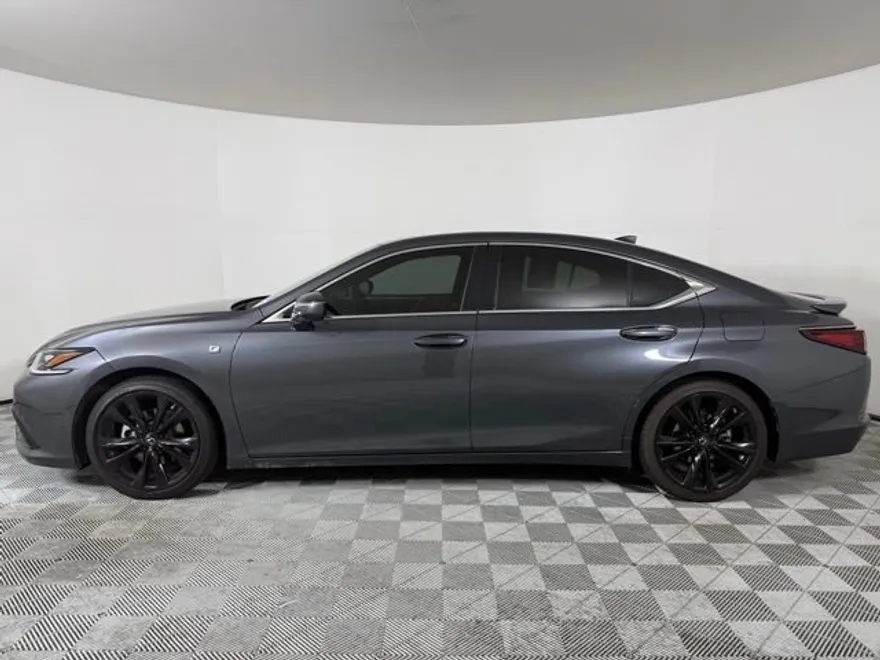 2022 Lexus ES 350 F SPORT photo 1