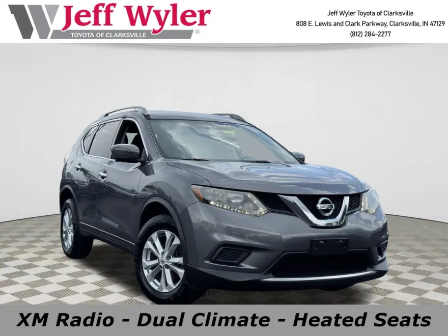 2016 Nissan Rogue SV photo 1