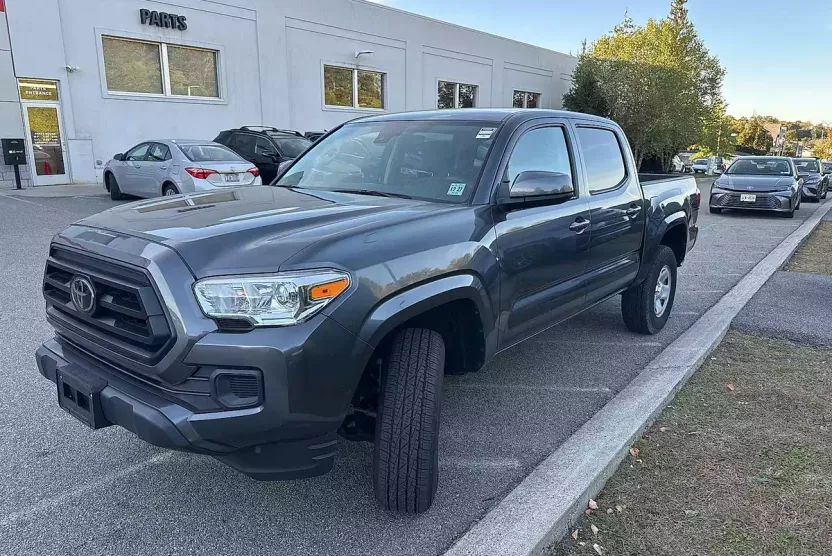 2022 Toyota Tacoma SR photo 1