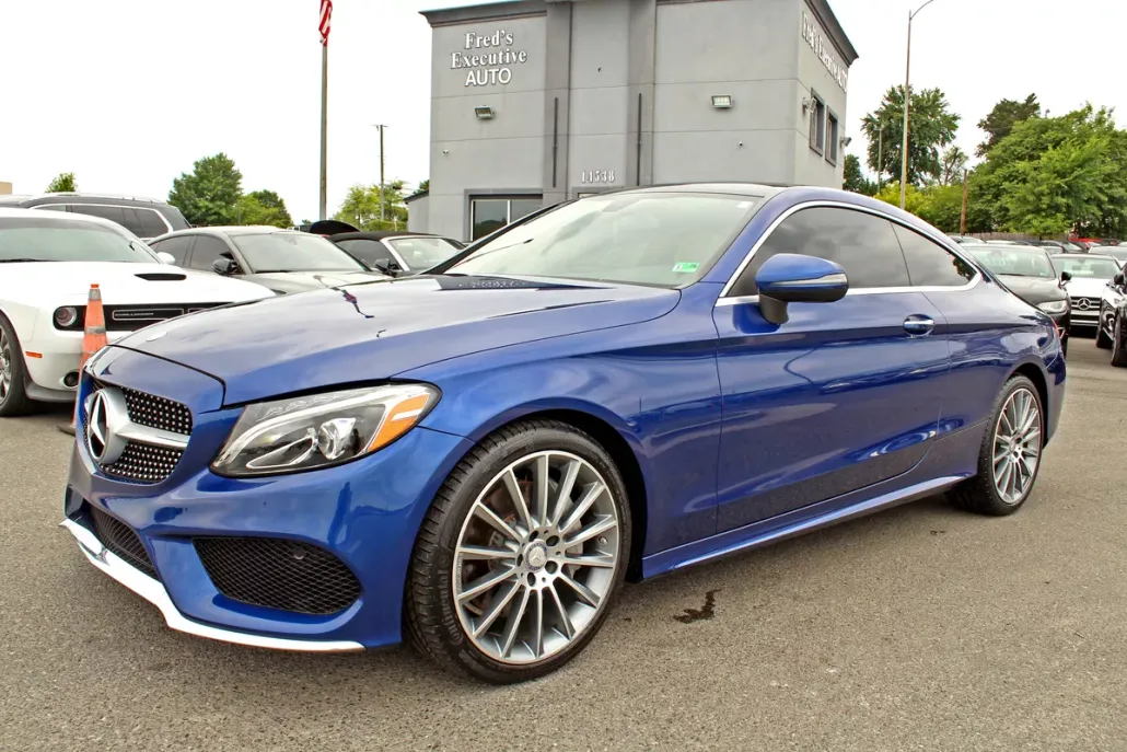 2017 Mercedes Benz C 300 photo 1