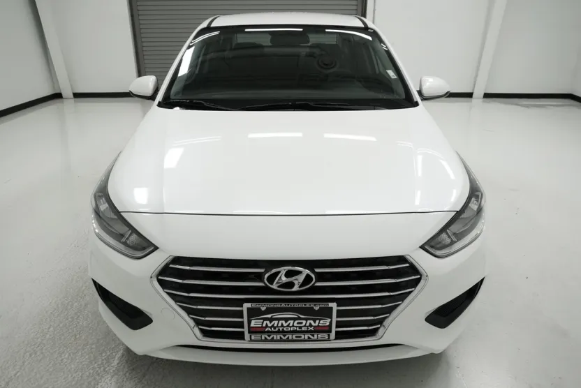 2019 Hyundai Accent SE photo 1