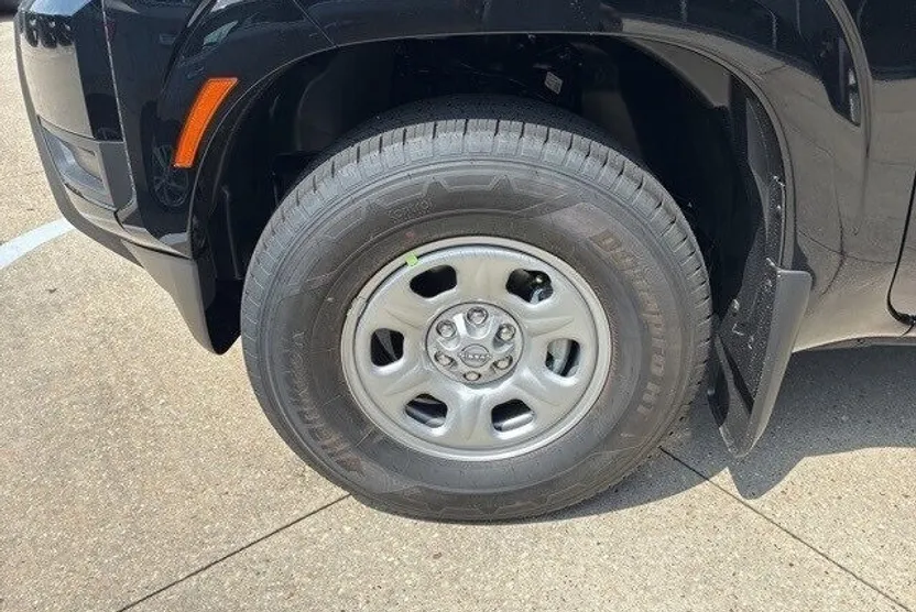2026 Nissan Frontier SV photo 1