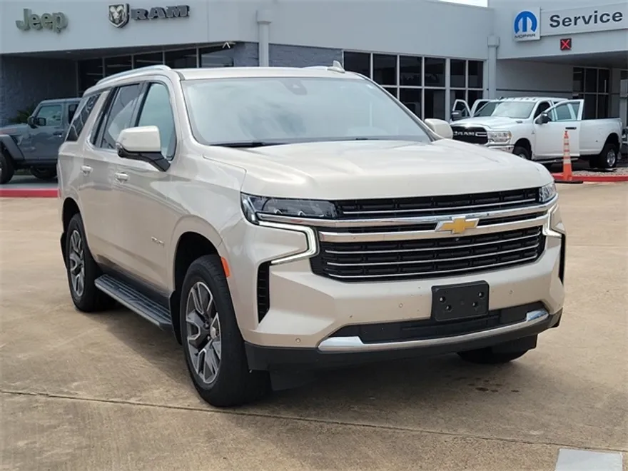 2021 Chevrolet Tahoe LT photo 1