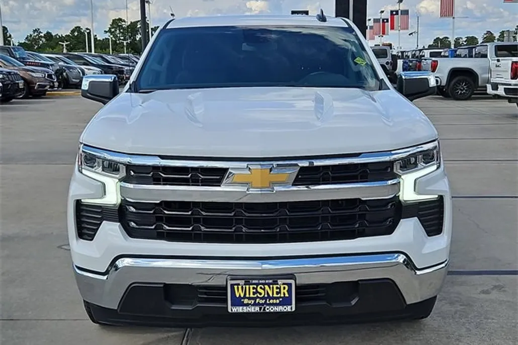2025 Chevrolet Silverado 1500 LT photo 1