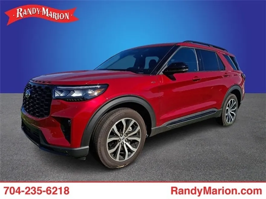 2025 Ford Explorer ST-Line photo 1