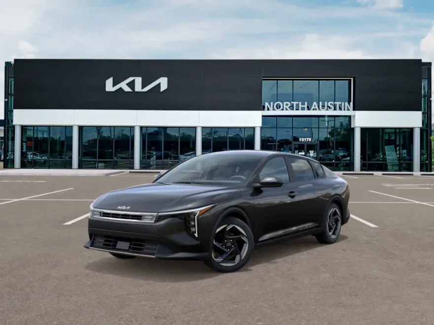 2025 Kia K4 EX photo 1