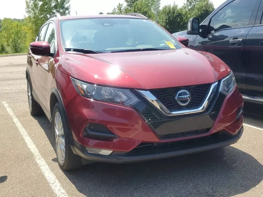2022 Nissan Rogue Sport SV photo 1