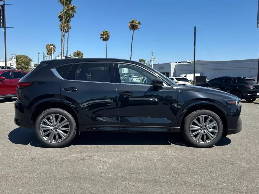 2025 Mazda CX-5 2.5 Turbo Signature photo 1