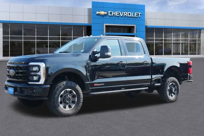 2024 Ford F-350 Lariat photo 1