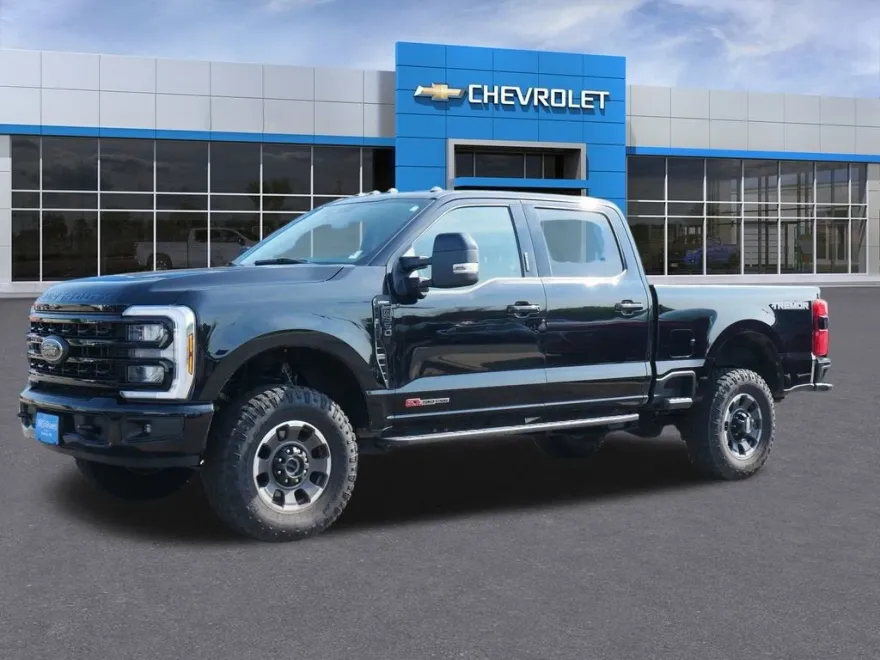 2024 Ford F-350 Lariat photo 1