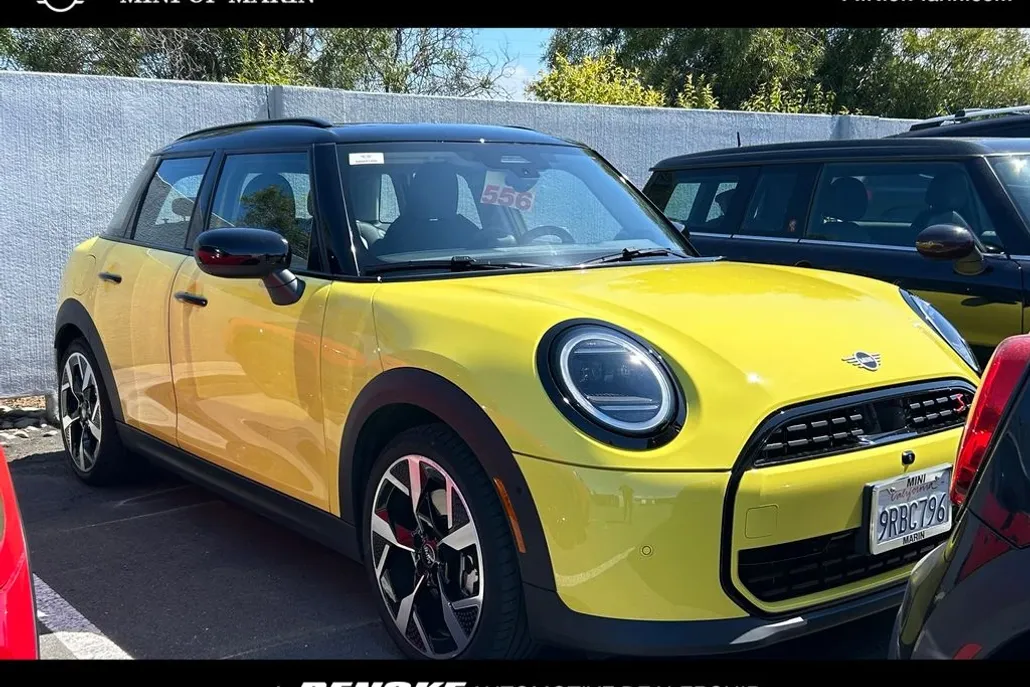 2025 Mini Countryman S ALL4 photo 1