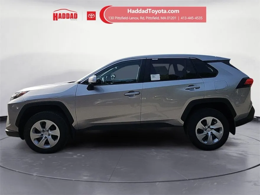 2025 Toyota RAV4 LE photo 1
