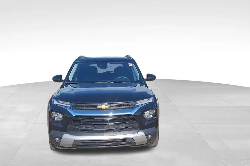2023 Chevrolet Trailblazer LT photo 1