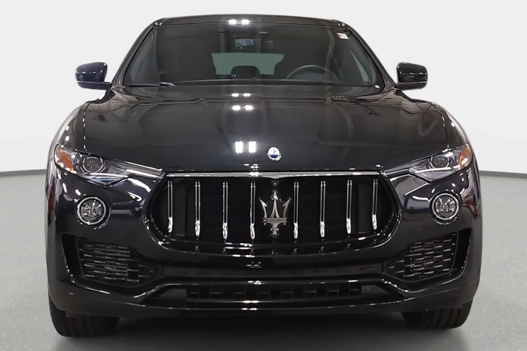 2023 Maserati Levante Base GT photo 1