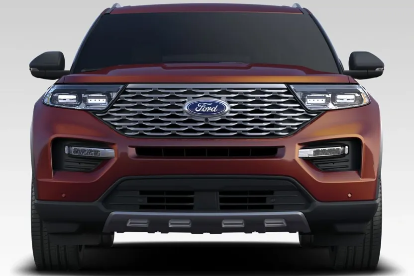 2020 Ford Explorer XLT photo 1