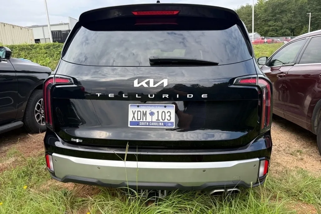2023 Kia Telluride EX photo 1