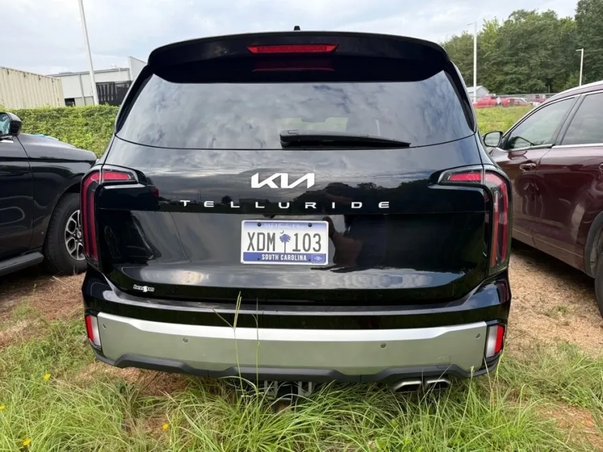 2023 Kia Telluride EX photo 1