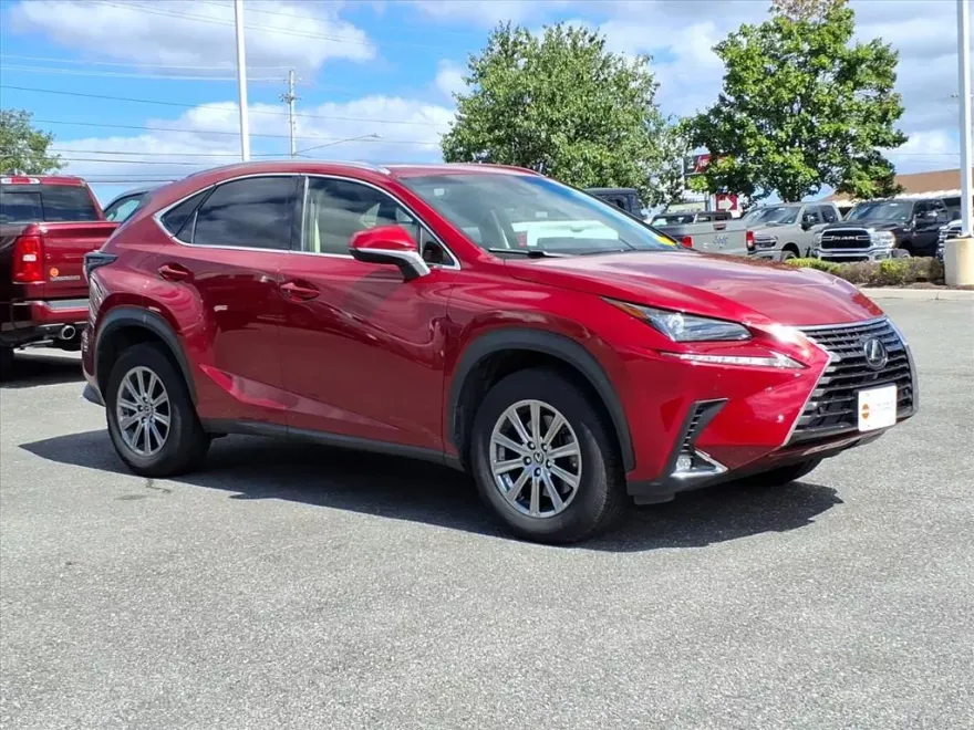 2019 Lexus NX 300 Luxury photo 1