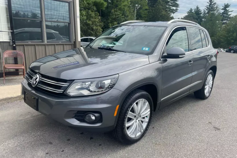 2016 Volkswagen Tiguan R-Line SEL photo 1