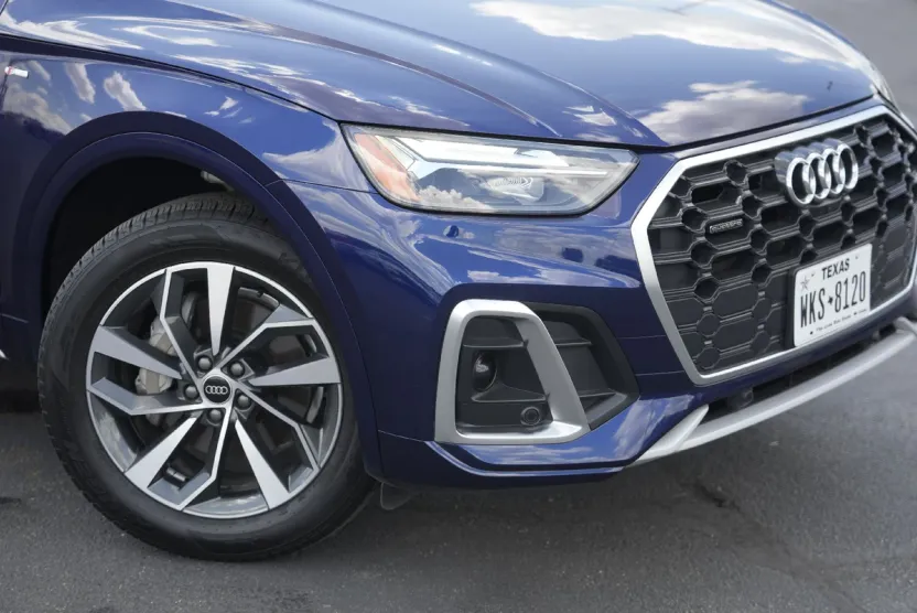 2025 Audi Q5 45 S line Premium Plus photo 1