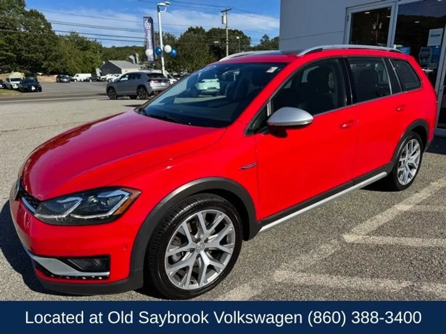 2018 Volkswagen Golf Alltrack TSI SEL photo 1