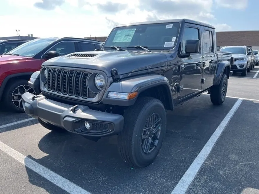2025 Jeep Gladiator Sport S photo 1