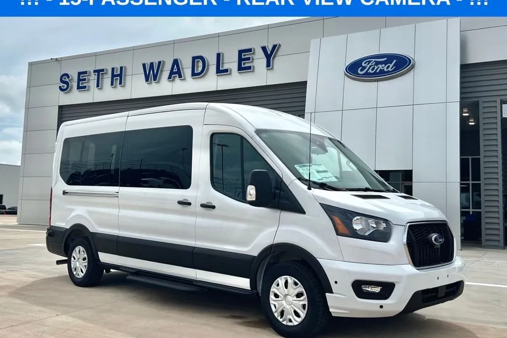 2025 Ford Transit photo 1