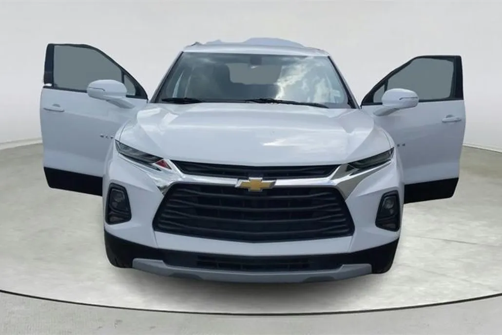 2020 Chevrolet Blazer 2LT photo 1