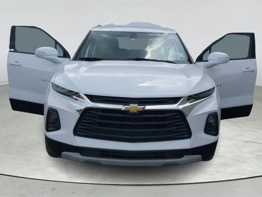 2020 Chevrolet Blazer 2LT photo 1