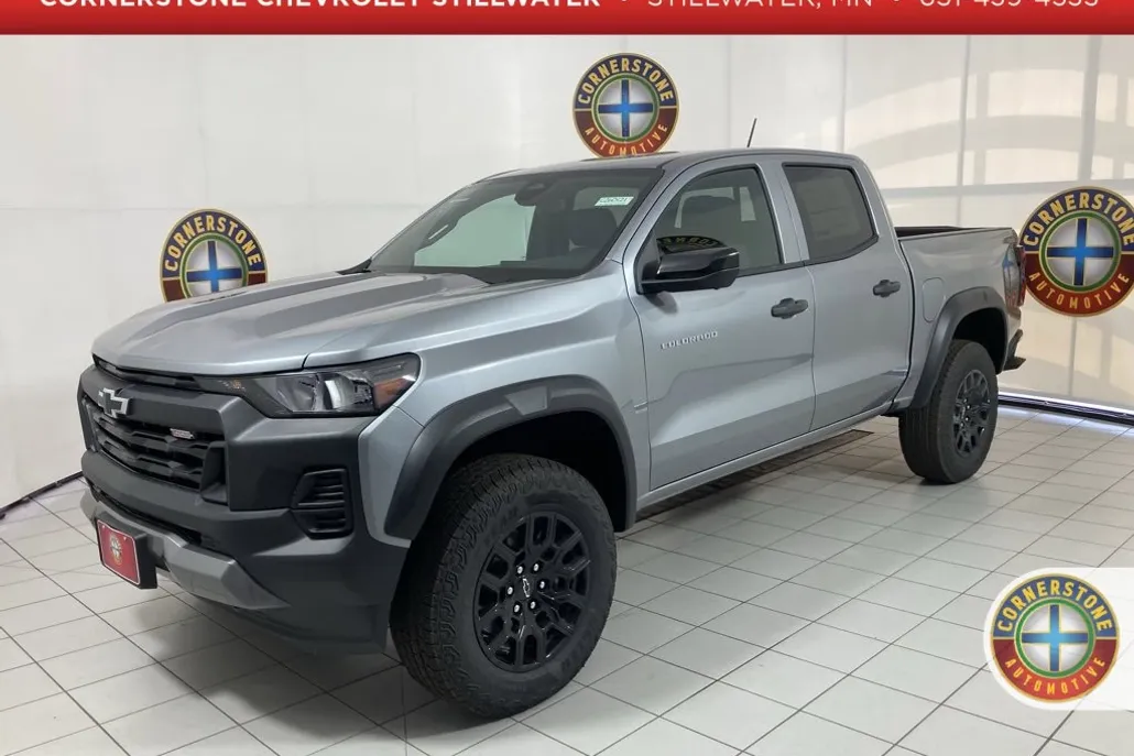 2026 Chevrolet Colorado Trail Boss photo 1