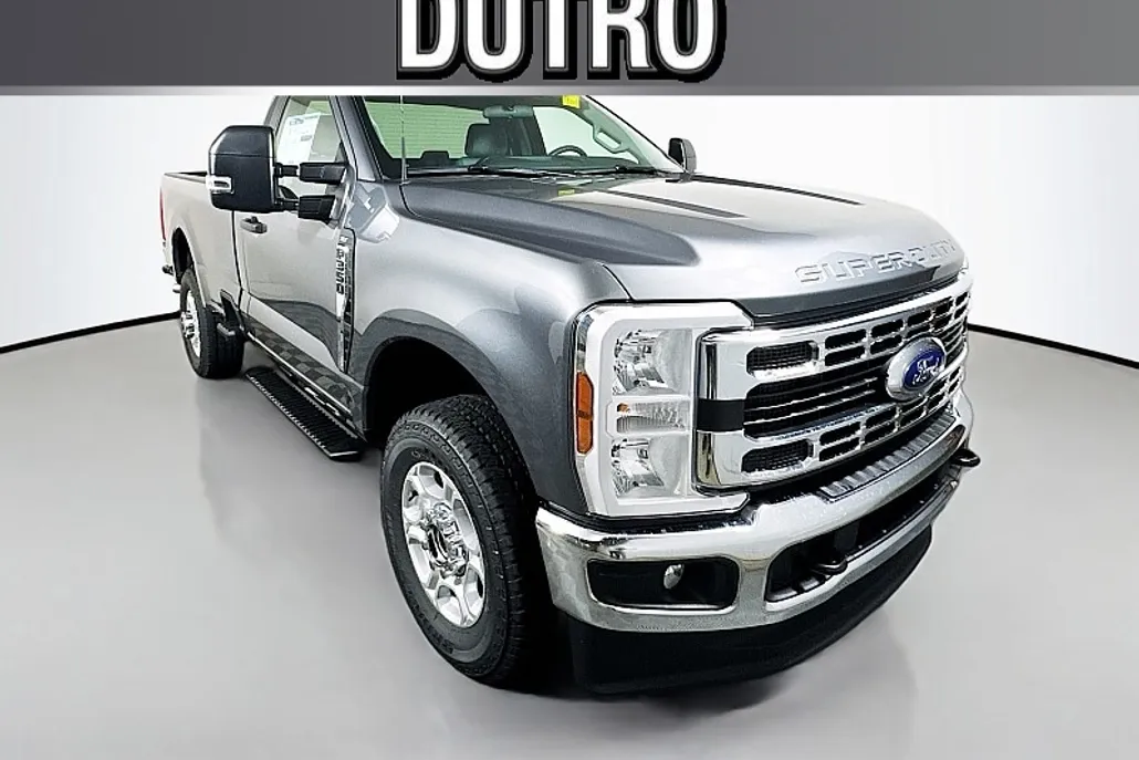 2026 Ford F-350 XLT photo 1