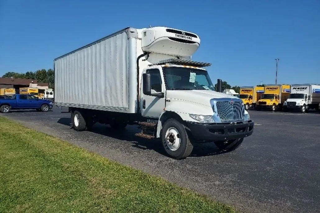 2020 International MV607 MV photo 1