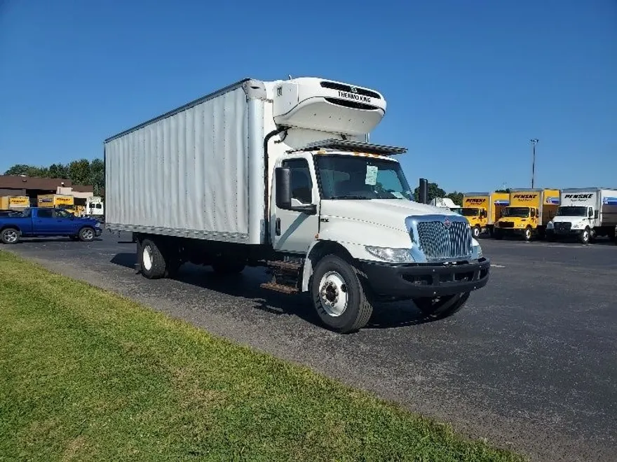 2020 International MV607 MV photo 1