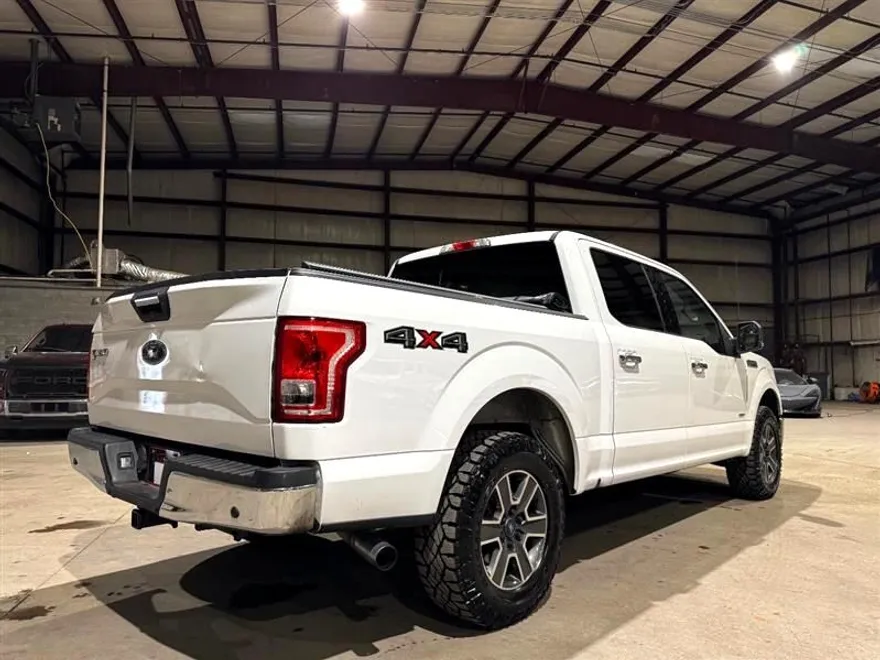 2016 Ford F-150 XLT photo 5