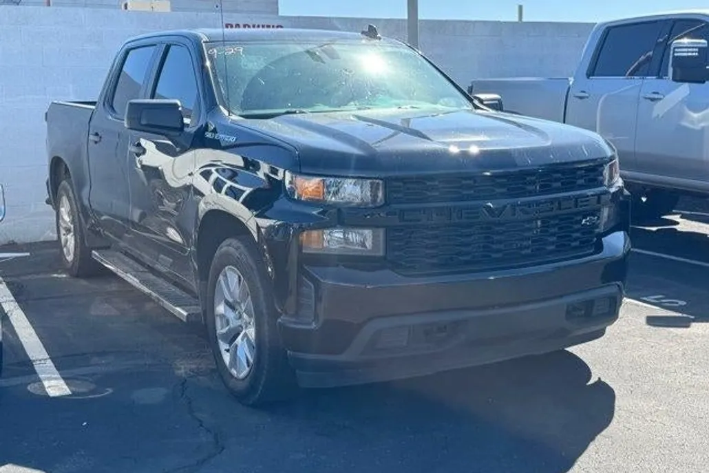 2020 Chevrolet Silverado 1500 Custom photo 1