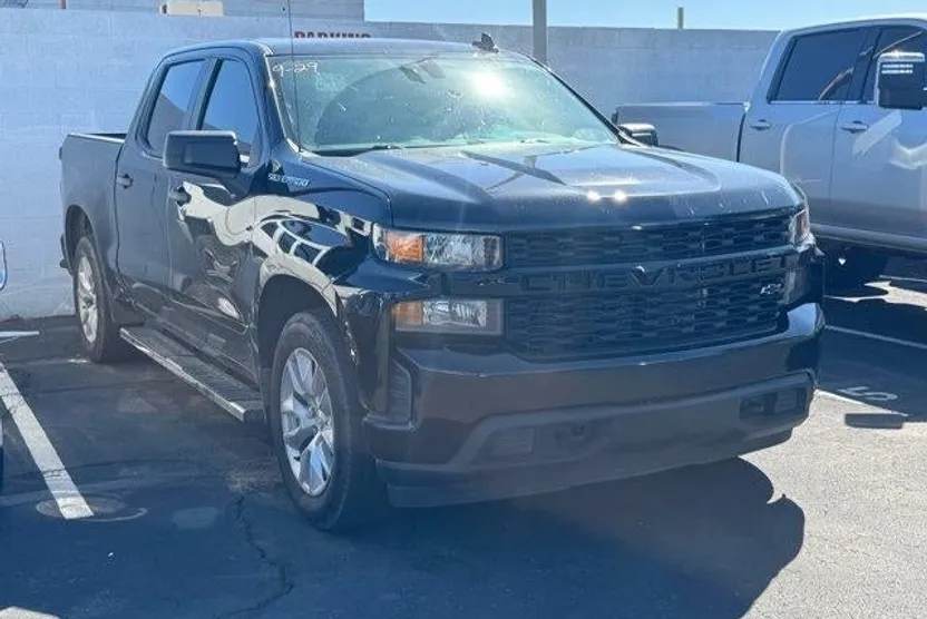 2020 Chevrolet Silverado 1500 Custom photo 1