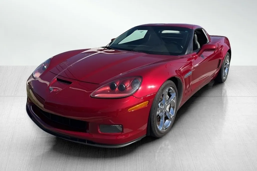 2010 Chevrolet Corvette Grand Sport 2LT photo 1