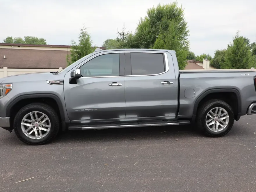 2019 Gmc Sierra 1500 SLT photo 1
