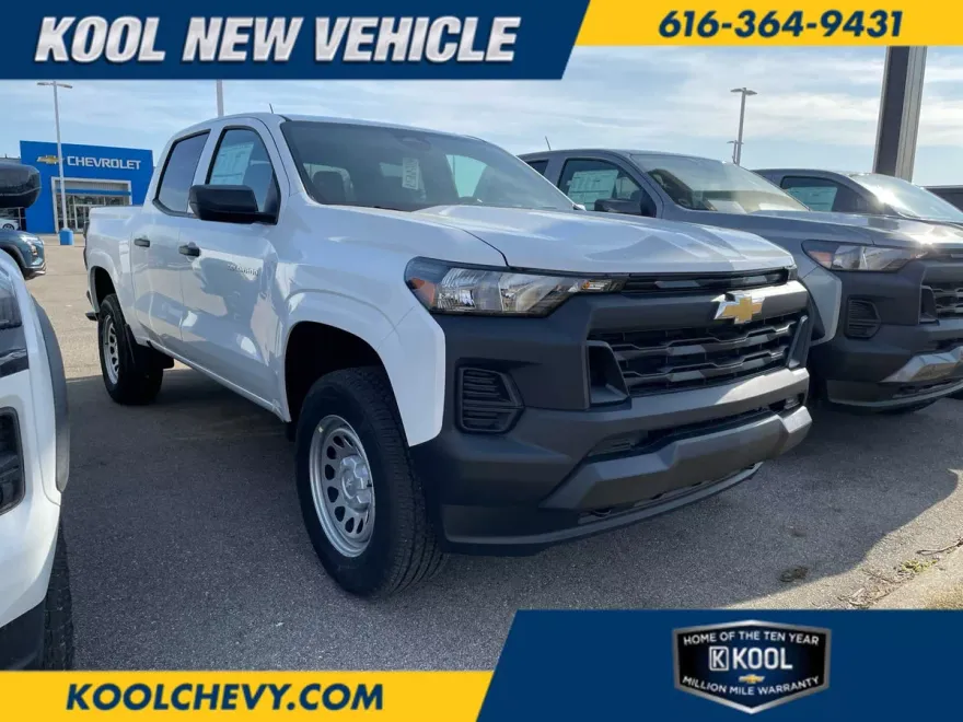 2025 Chevrolet Colorado LT photo 1