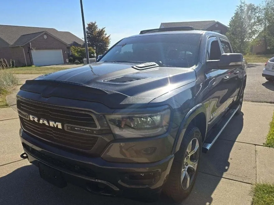 2019 Ram 1500 Laramie photo 1