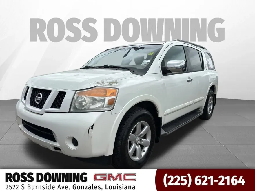 2011 Nissan Armada SV photo 1