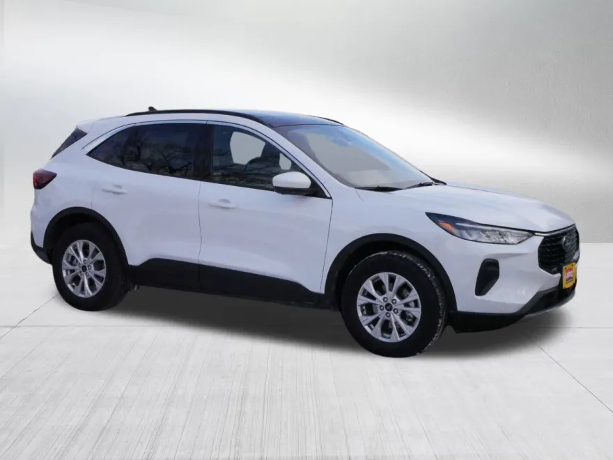 2024 Ford Escape Active photo 1