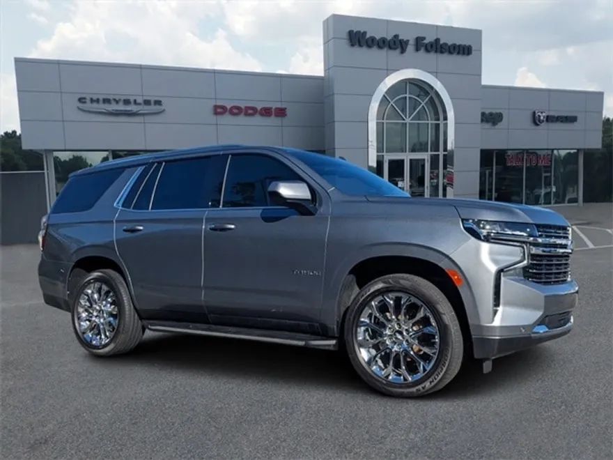 2022 Chevrolet Tahoe LT photo 1