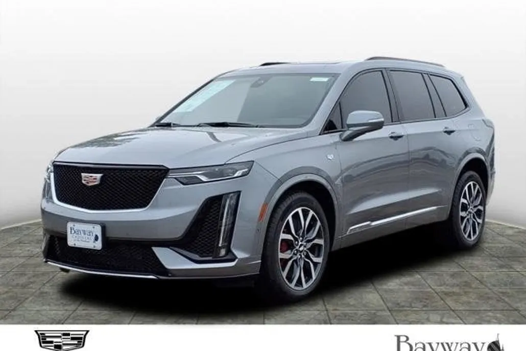 2025 Cadillac XT6 Sport photo 1