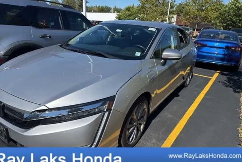 2018 Honda Clarity Plug-In Hybrid Touring photo 1