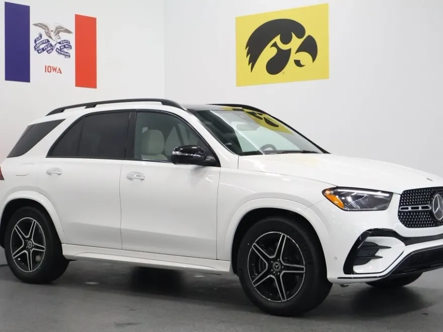 2025 Mercedes Benz GLE 450 photo 1